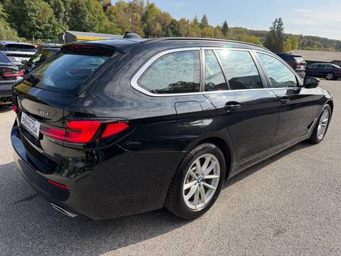 2022 BMW Serija 5 — sličica 2