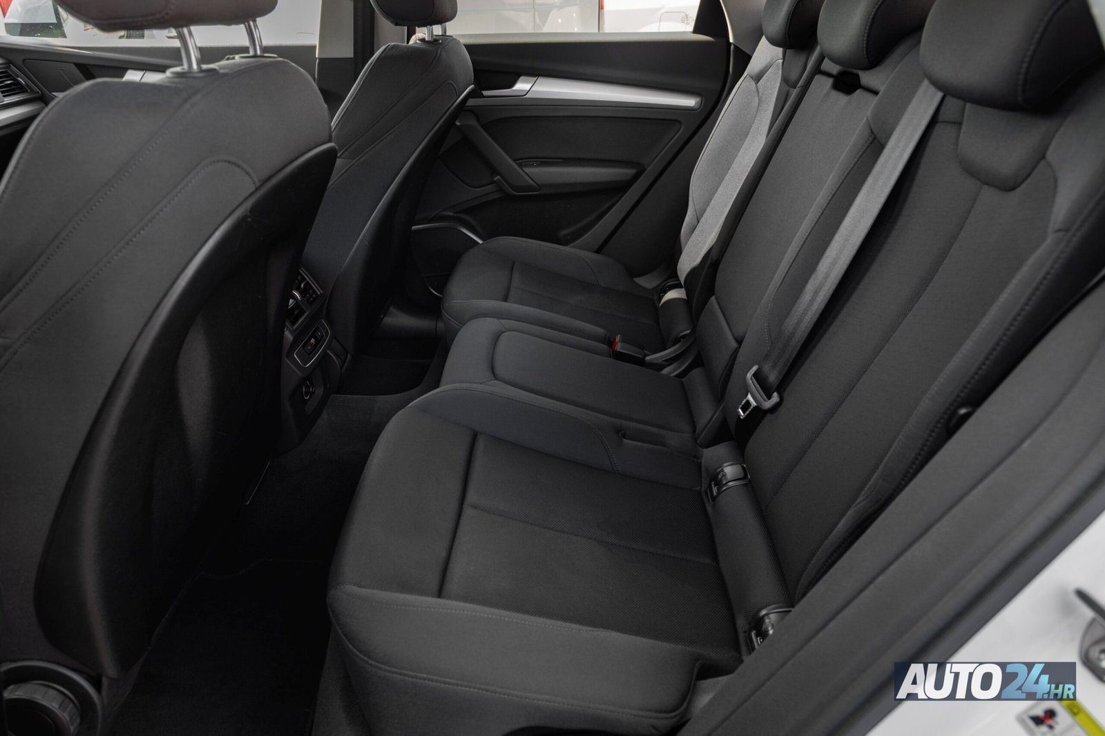 2020 Audi Q5 S line — fotografija 10