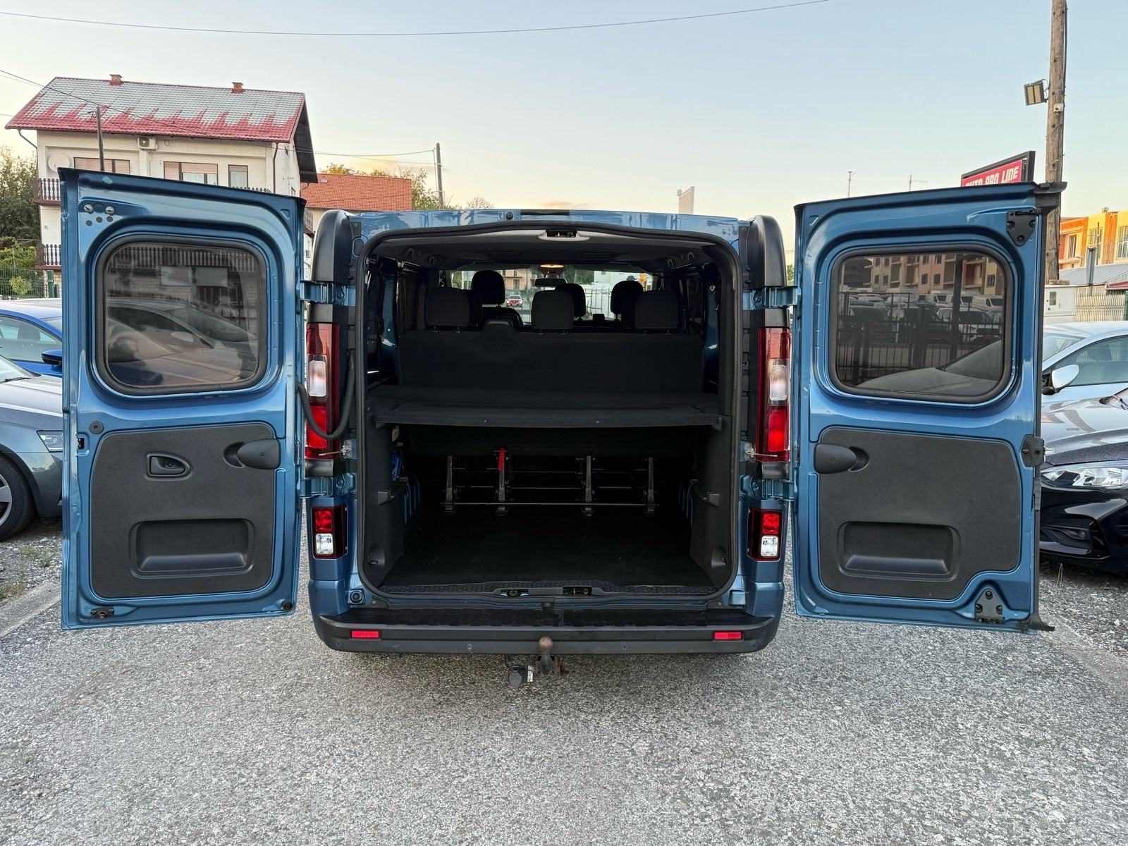 2015 Opel Vivaro — fotografija 22