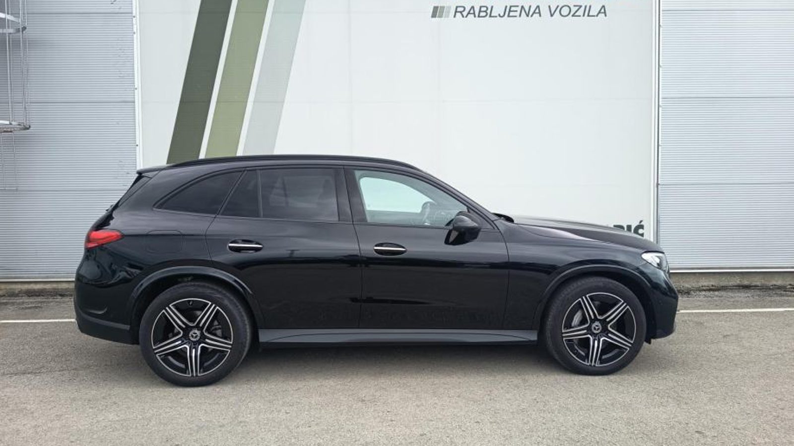 2025 Mercedes-Benz GLC AMG Line — fotografija 6