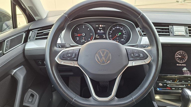 2021 Volkswagen Passat — fotografija 13