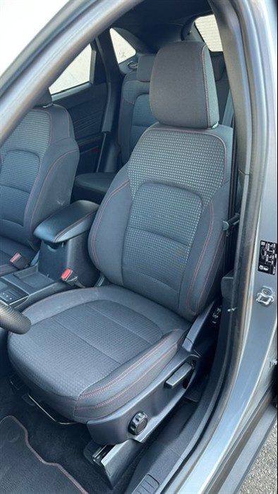 2023 Ford Kuga — fotografija 10