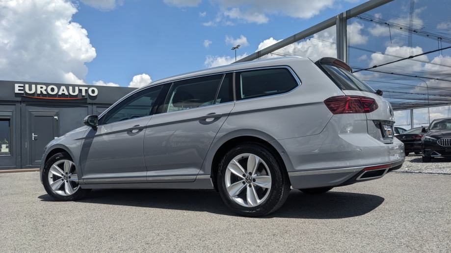 2023 Volkswagen Passat — fotografija 5
