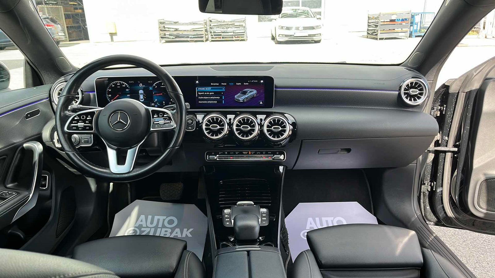 2019 Mercedes-Benz CLA — fotografija 11