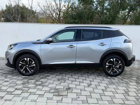 2021 Peugeot 2008 — sličica 8