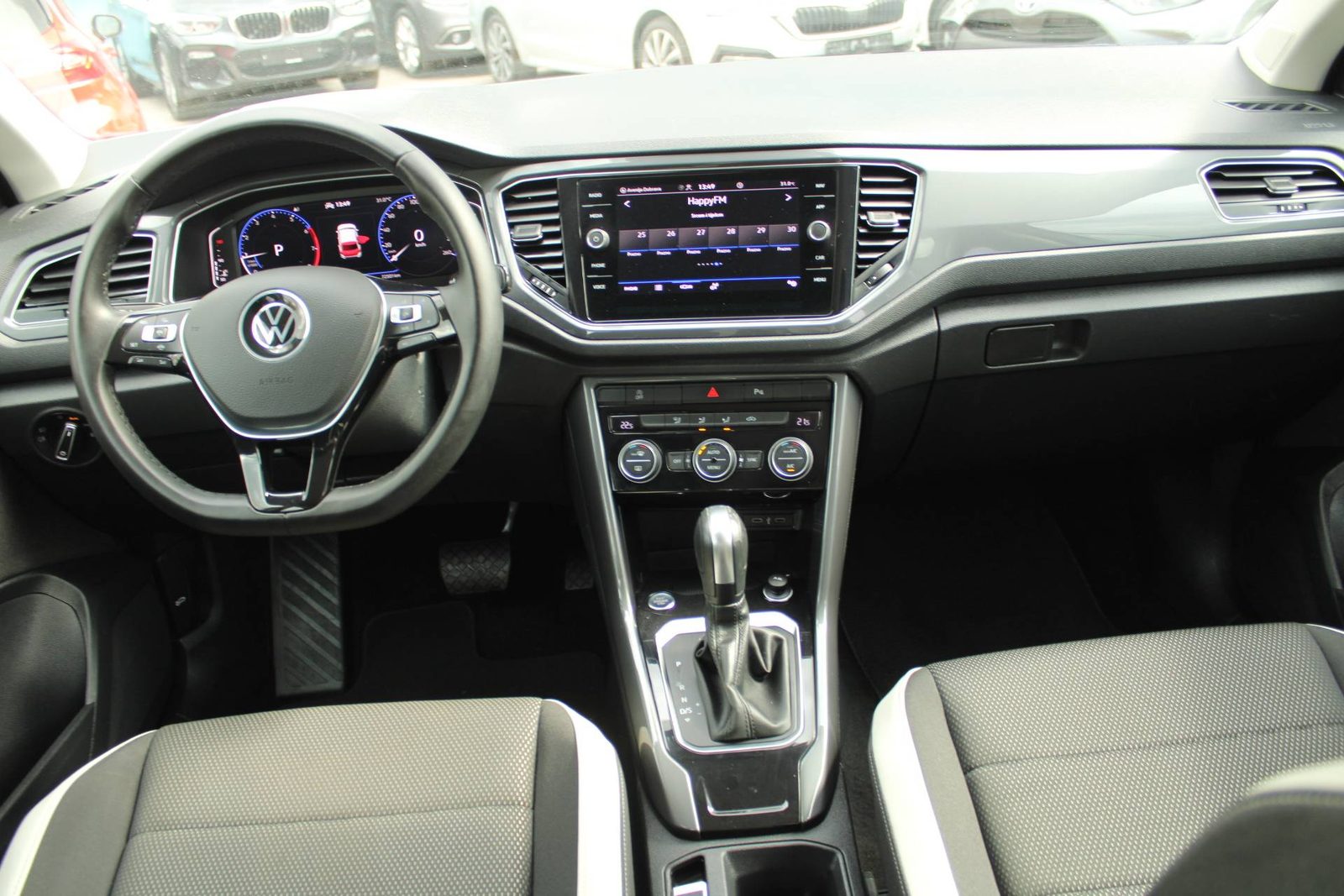 2022 Volkswagen T-Roc — fotografija 13