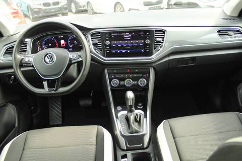 2022 Volkswagen T-Roc — sličica 13