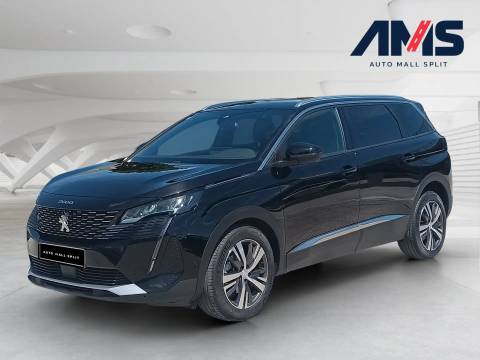 2023 Peugeot 5008