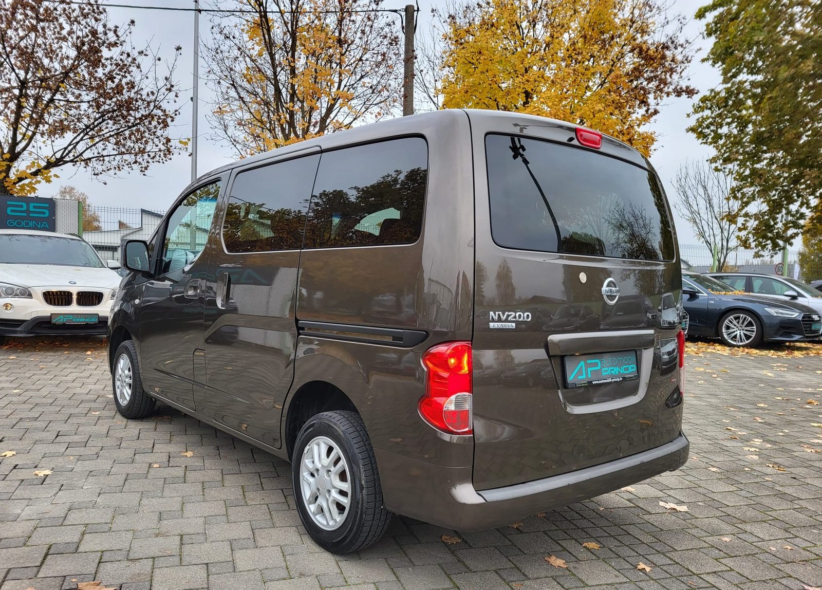 2013 Nissan Nv200 — fotografija 4