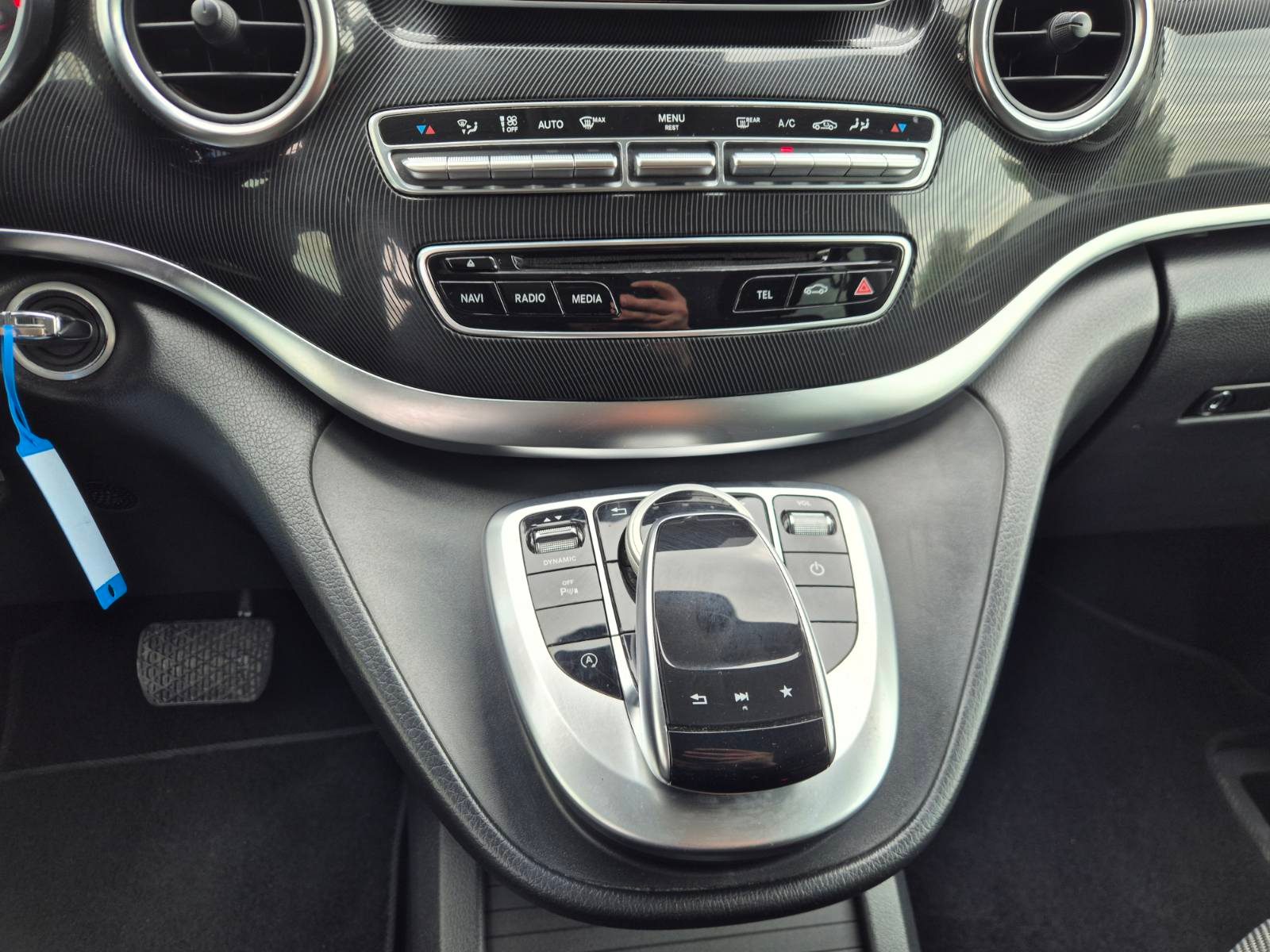 2018 Mercedes-Benz V-klasa — fotografija 21
