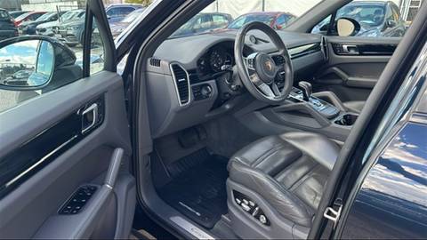 2020 Porsche Cayenne — sličica 8