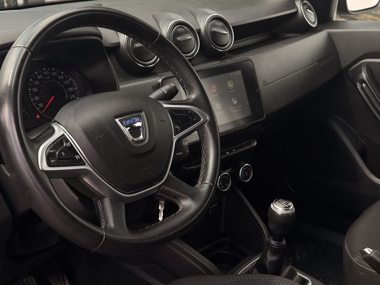 2022 Dacia Duster — fotografija 14