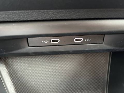2021 Volkswagen Golf — sličica 30