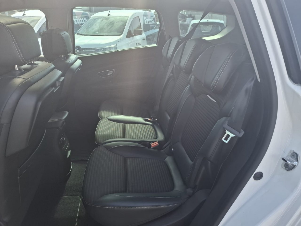 2017 Renault Scenic — fotografija 10