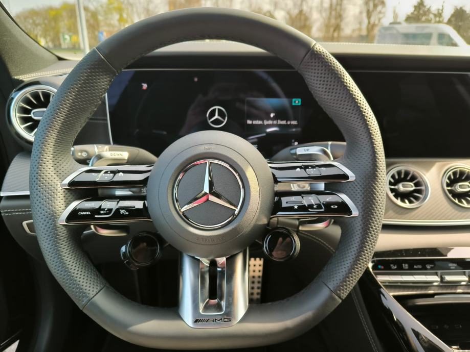 2025 Mercedes-Benz AMG GT — fotografija 15