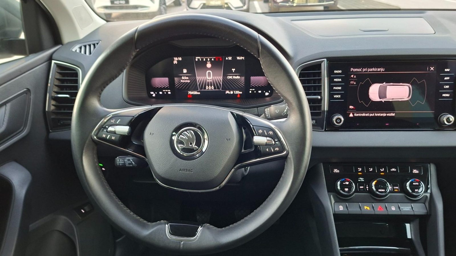 2024 Škoda Karoq — fotografija 10