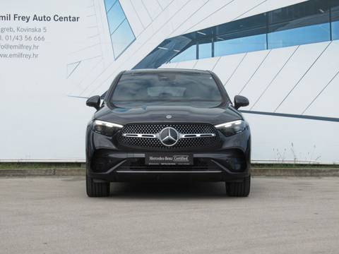 2025 Mercedes-Benz GLC AMG Line