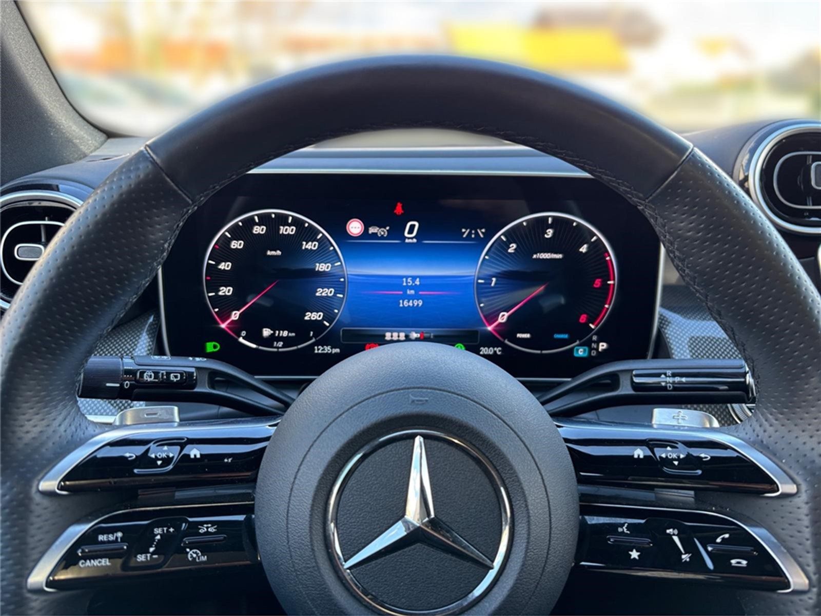2023 Mercedes-Benz GLC — fotografija 8