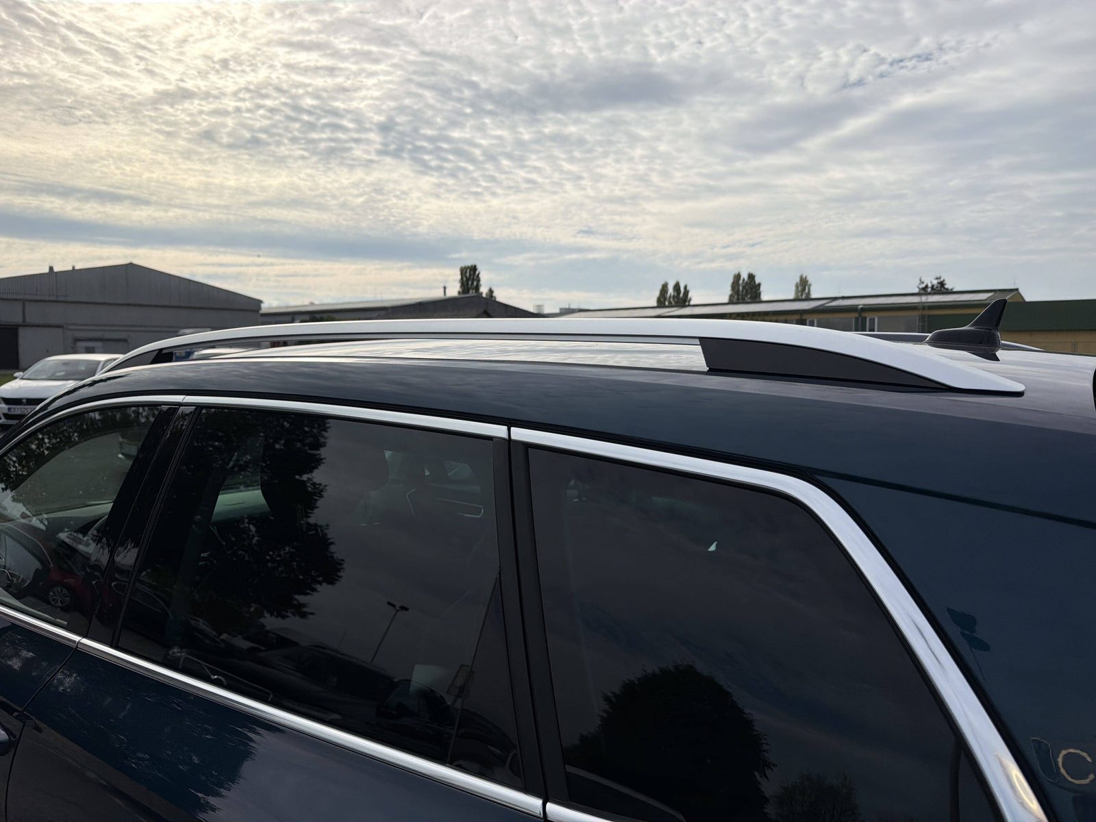 2023 Škoda Karoq — fotografija 15