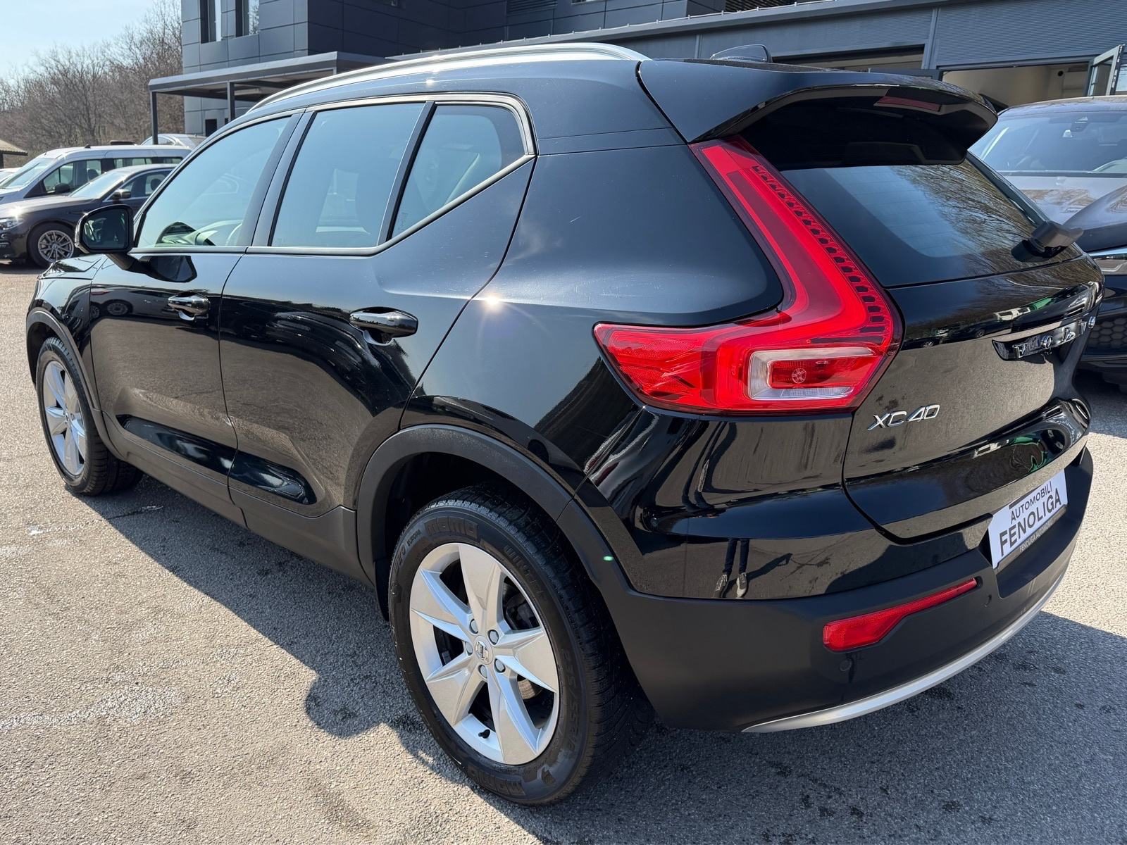 2022 Volvo XC40 — fotografija 4