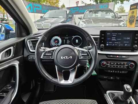 2023 Kia XCeed — sličica 10