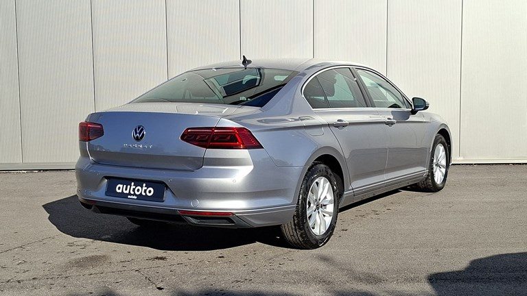 2020 Volkswagen Passat — fotografija 3