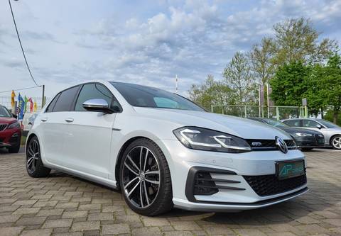 2017 Volkswagen Golf VII — sličica 8