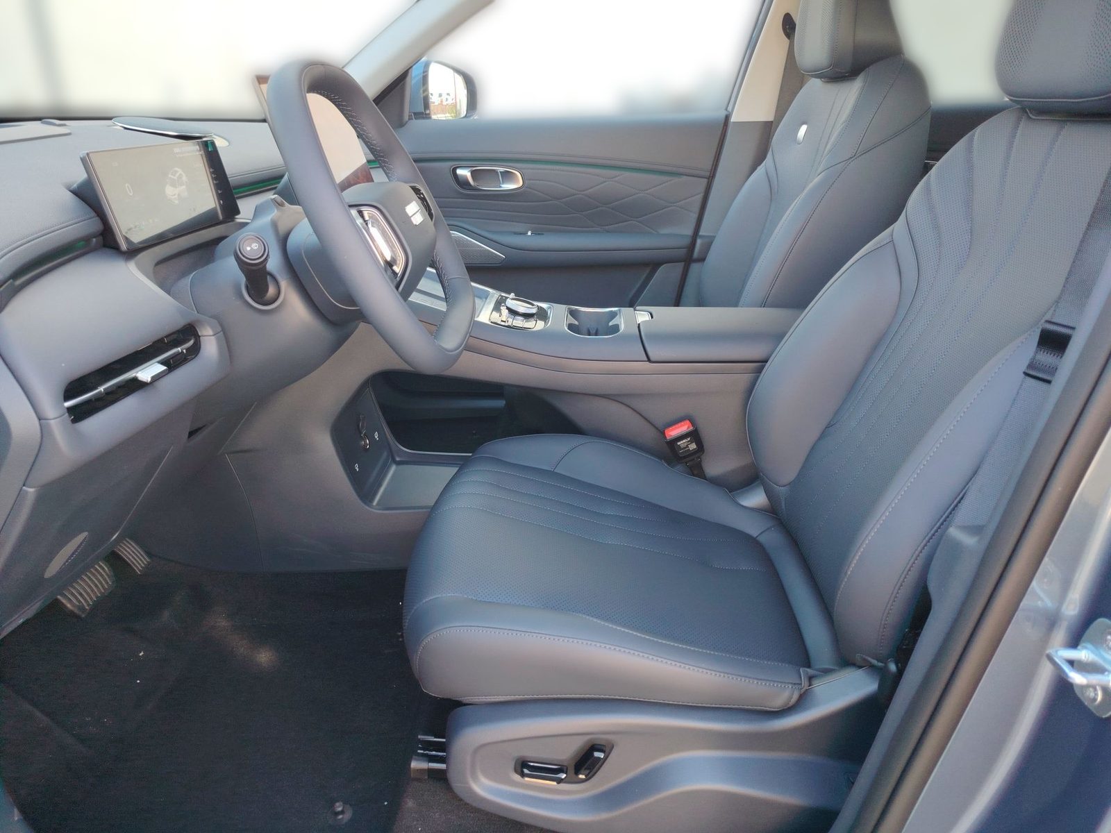 2026 Geely Starray EM-i — fotografija 12