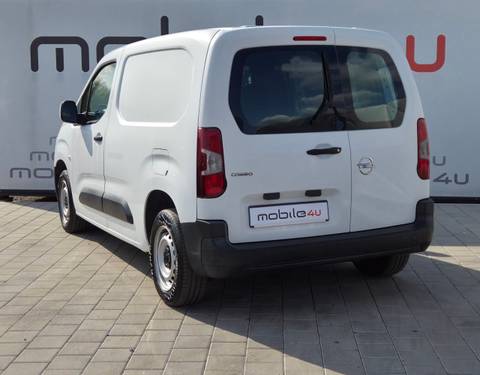 2020 Opel Combo — sličica 3