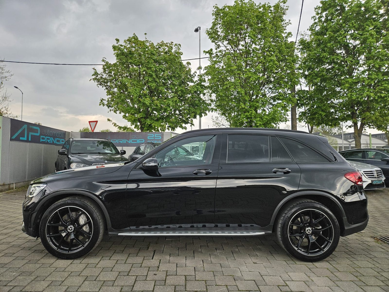 2022 Mercedes-Benz GLC — fotografija 3