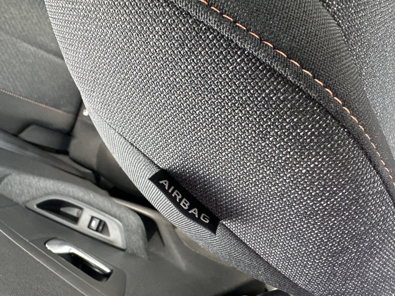 2024 Peugeot 208 — fotografija 17