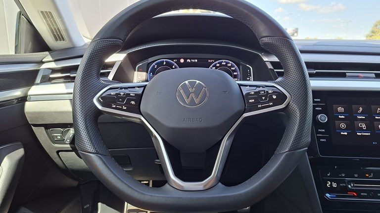 2024 Volkswagen Arteon — fotografija 18
