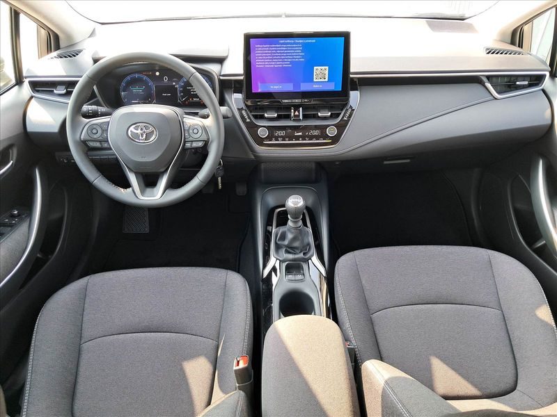 2027 Toyota Corolla — fotografija 7