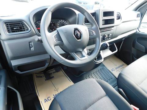2023 Renault Master — sličica 9
