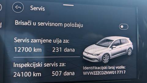 2022 Volkswagen Golf — sličica 17