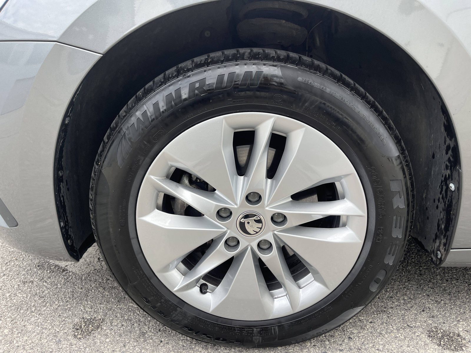 2024 Škoda Octavia Combi — fotografija 15