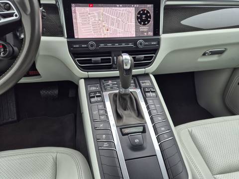 2019 Porsche Macan — sličica 21