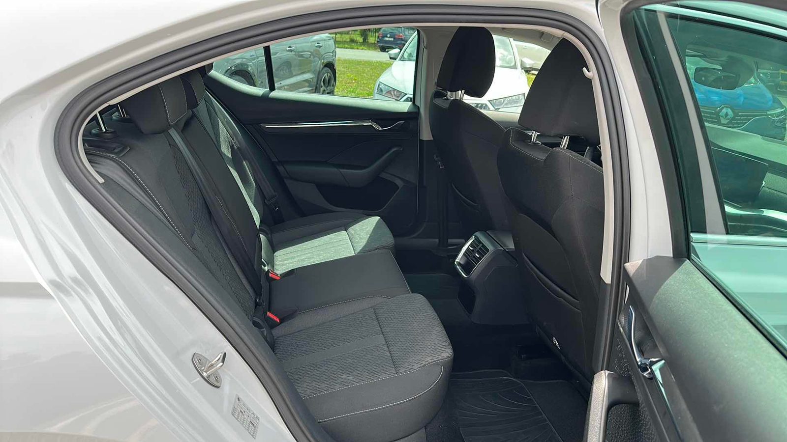 2024 Škoda Octavia — fotografija 10