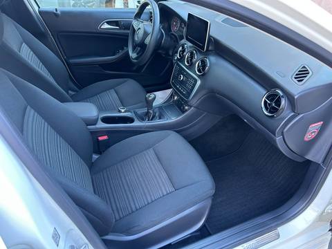 2017 Mercedes-Benz A-klasa — sličica 15