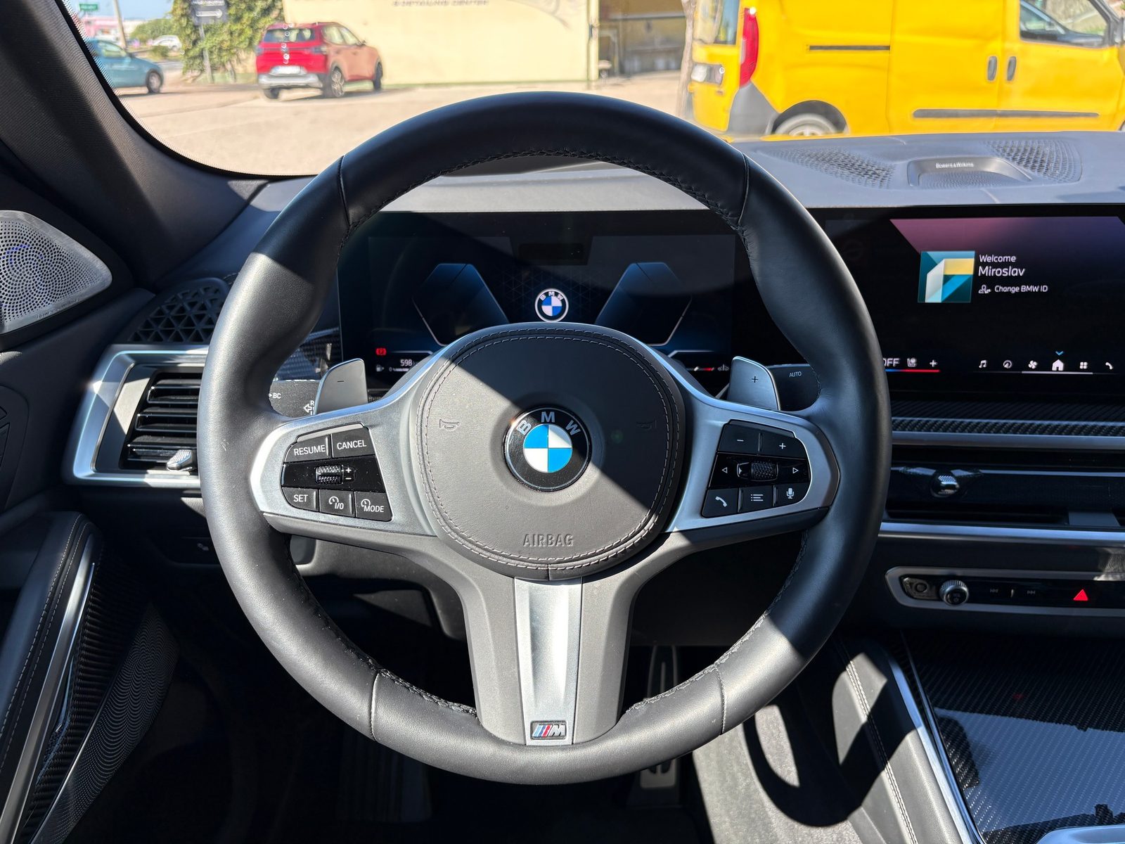 2025 BMW X6 — fotografija 11