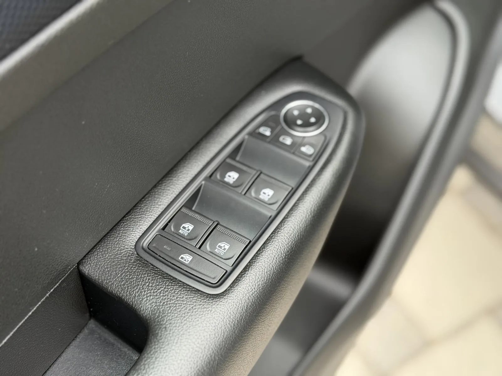 2024 Renault Megane — fotografija 16