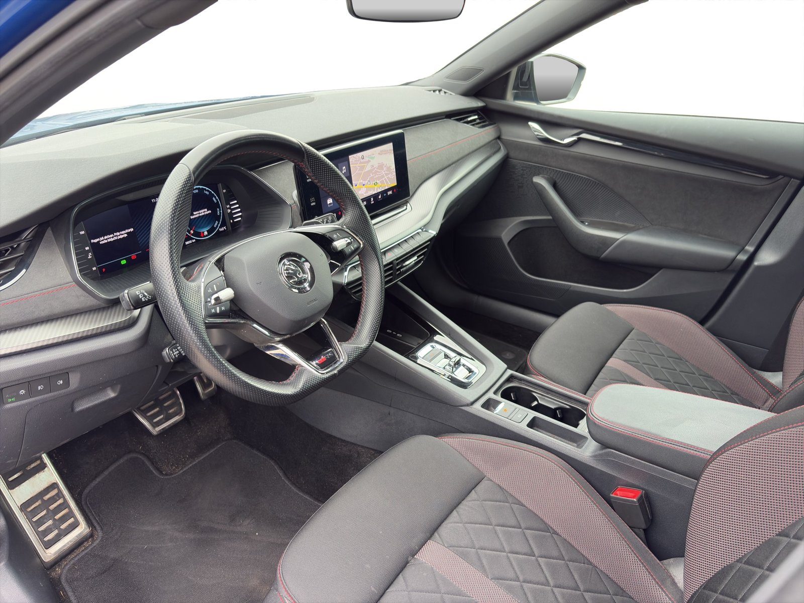 2023 Škoda Octavia Combi — fotografija 9