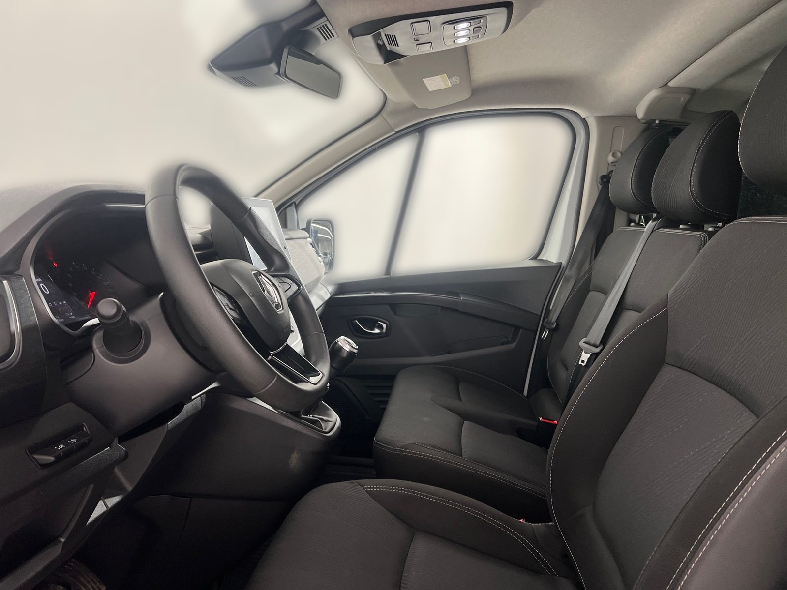 2023 Renault Trafic — fotografija 13