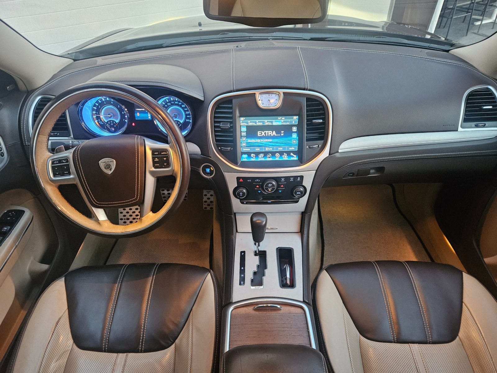 2013 Lancia Thema — fotografija 12