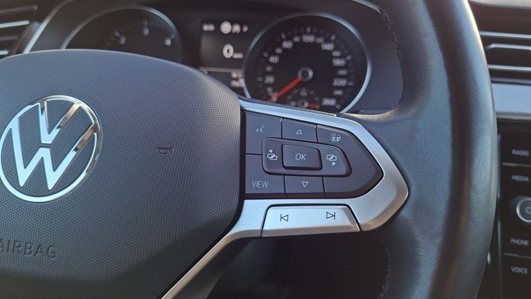 2020 Volkswagen Passat — fotografija 18