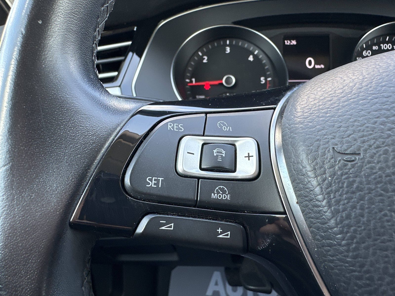 2017 Volkswagen Passat — fotografija 28