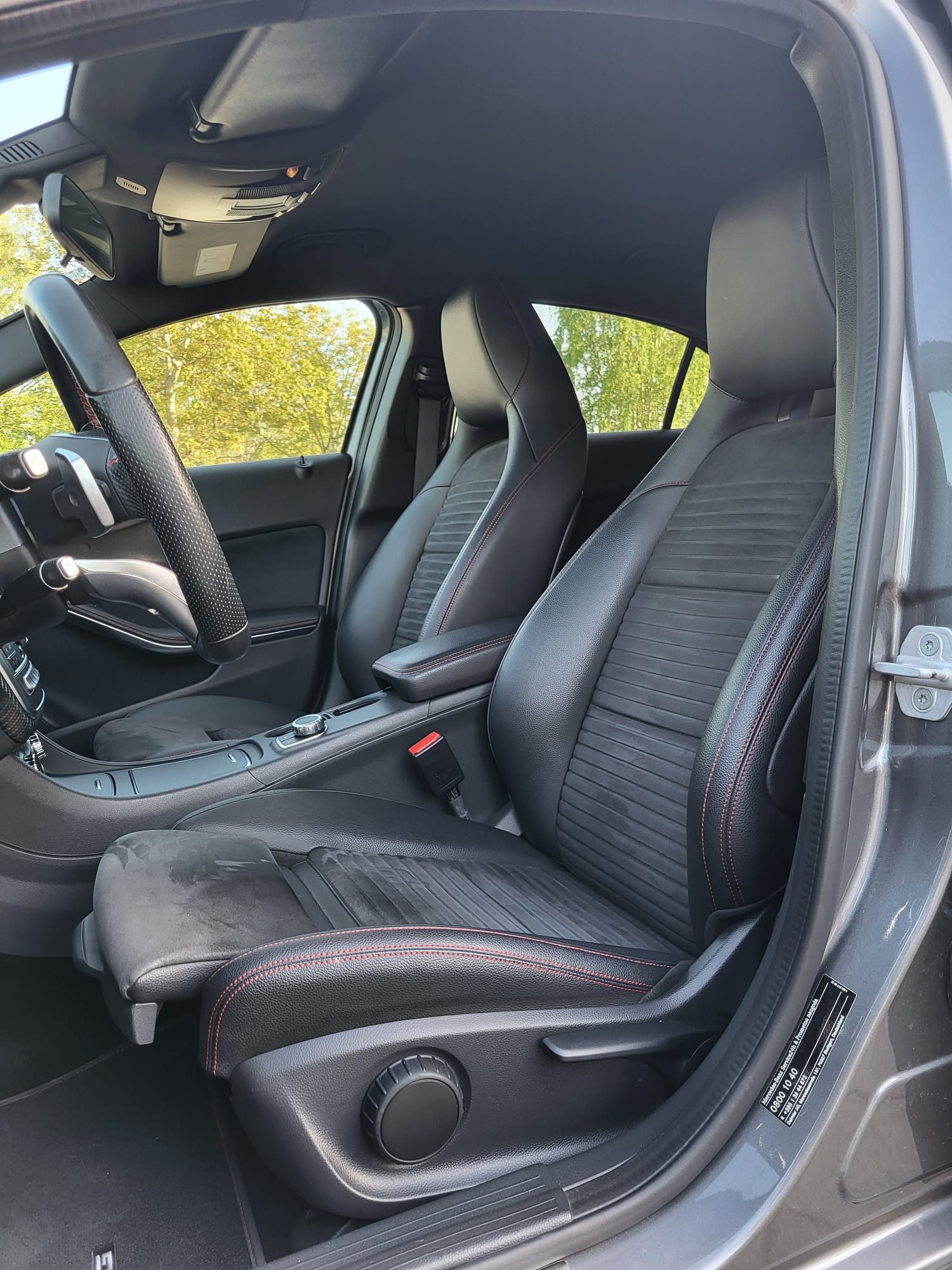 2018 Mercedes-Benz A-klasa AMG Line — fotografija 13