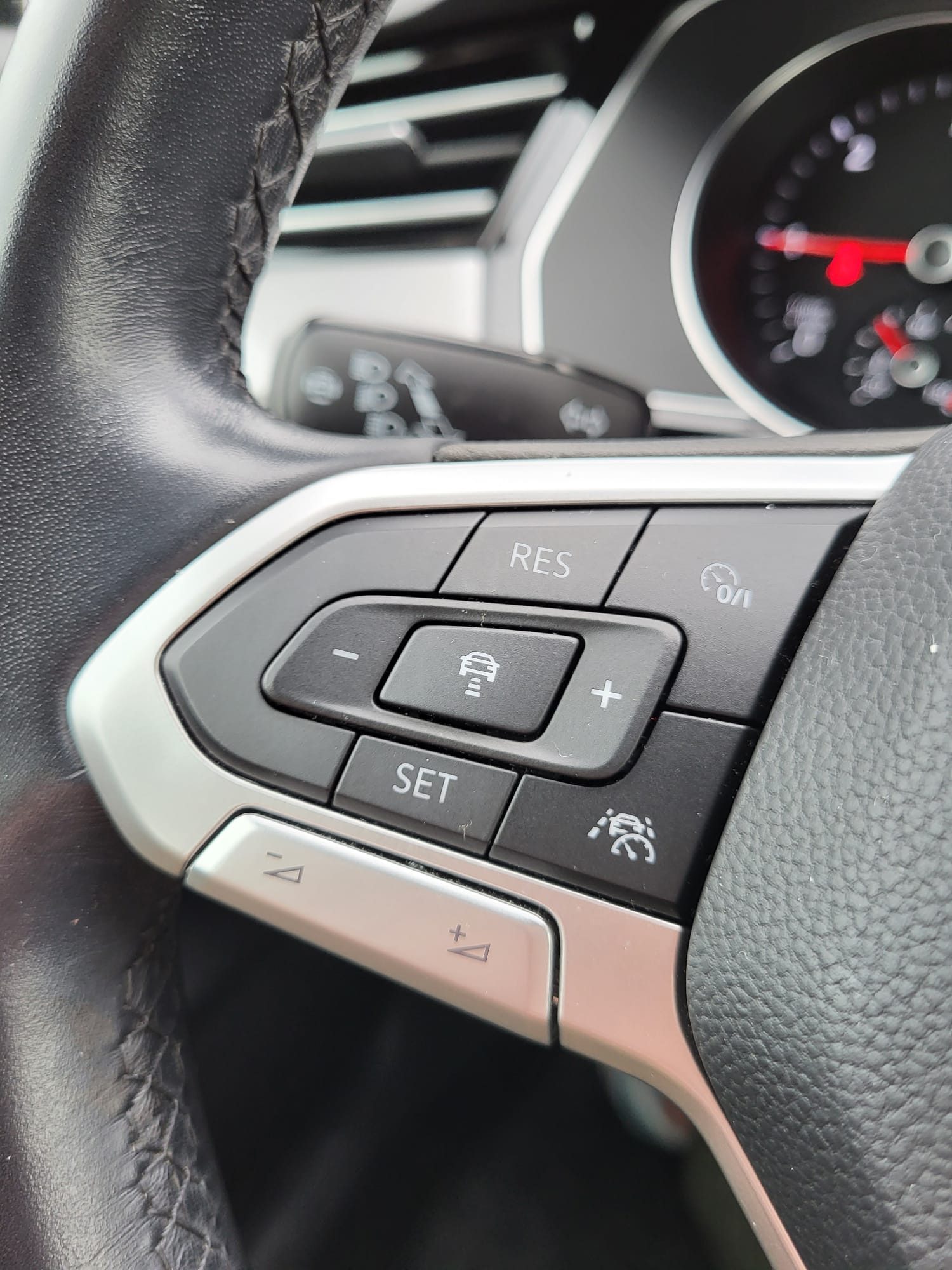 2020 Volkswagen Passat — fotografija 13