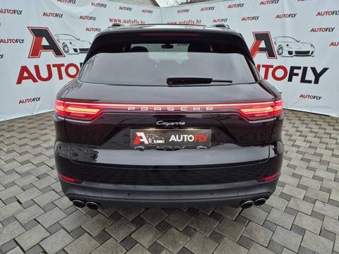 2021 Porsche Cayenne — sličica 8