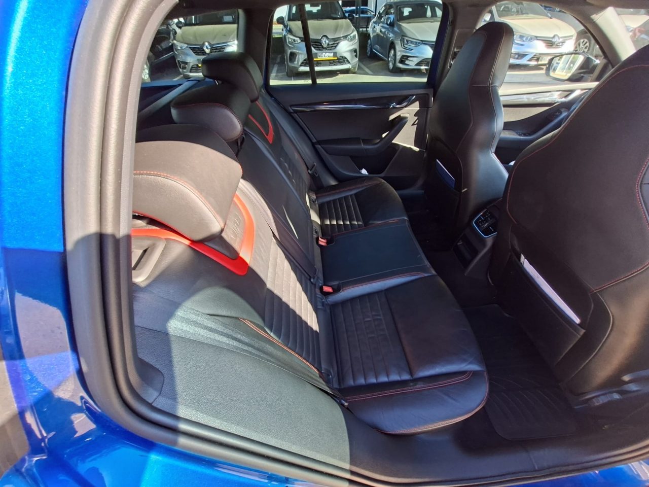 2015 Škoda Octavia Combi — fotografija 16